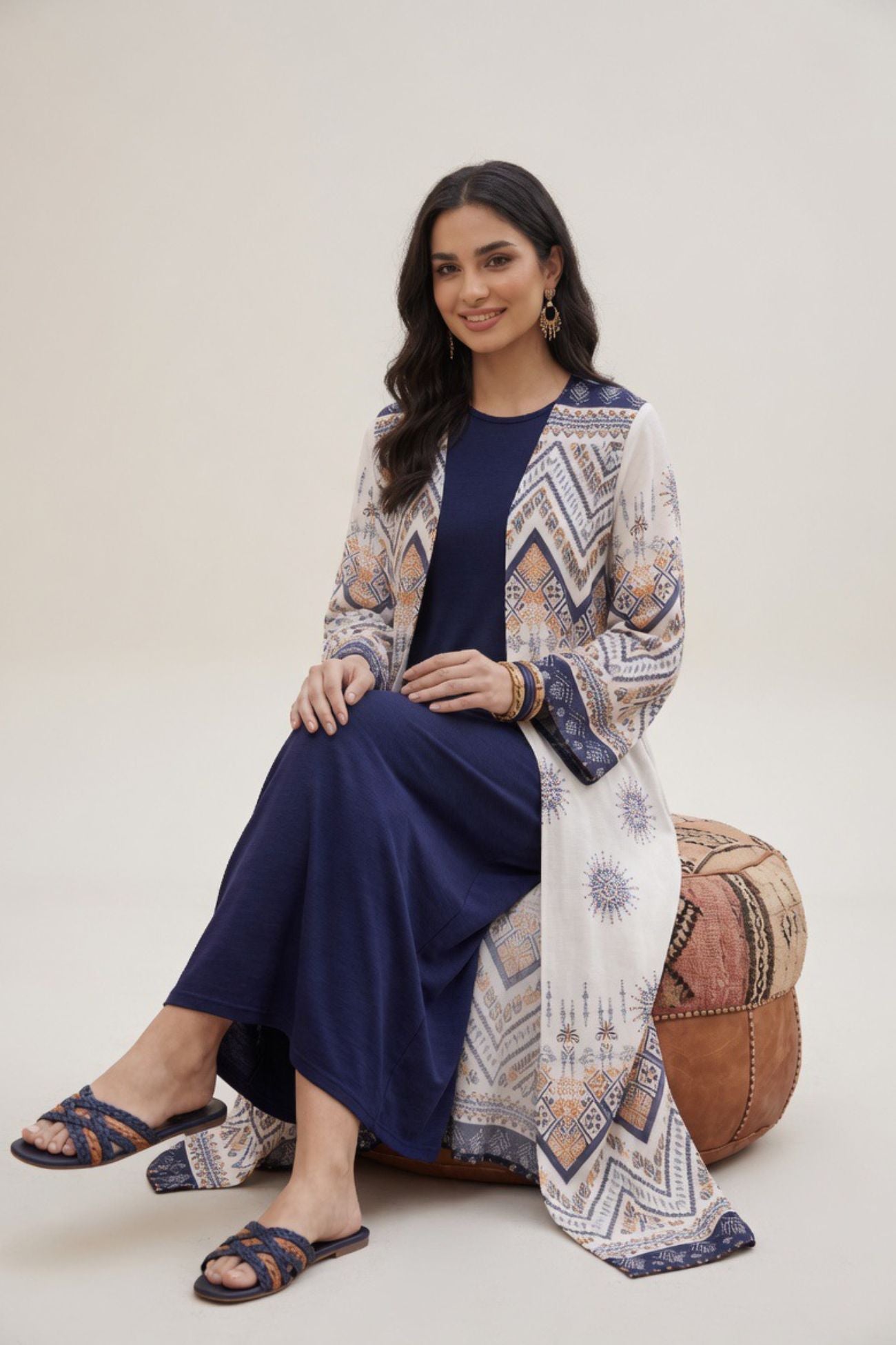 ABAYA ZIG-ZAG PRINT