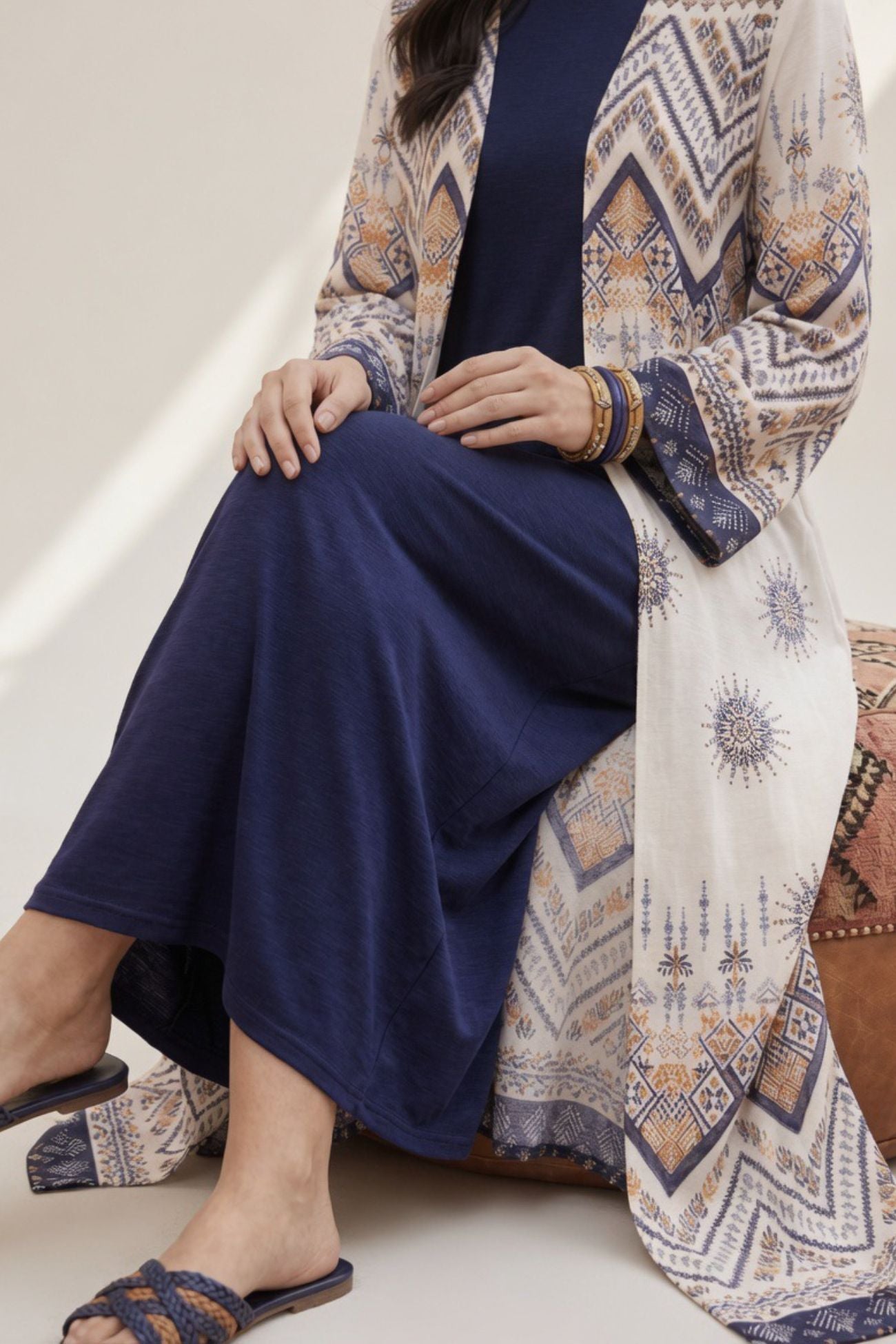 ABAYA ZIG-ZAG PRINT