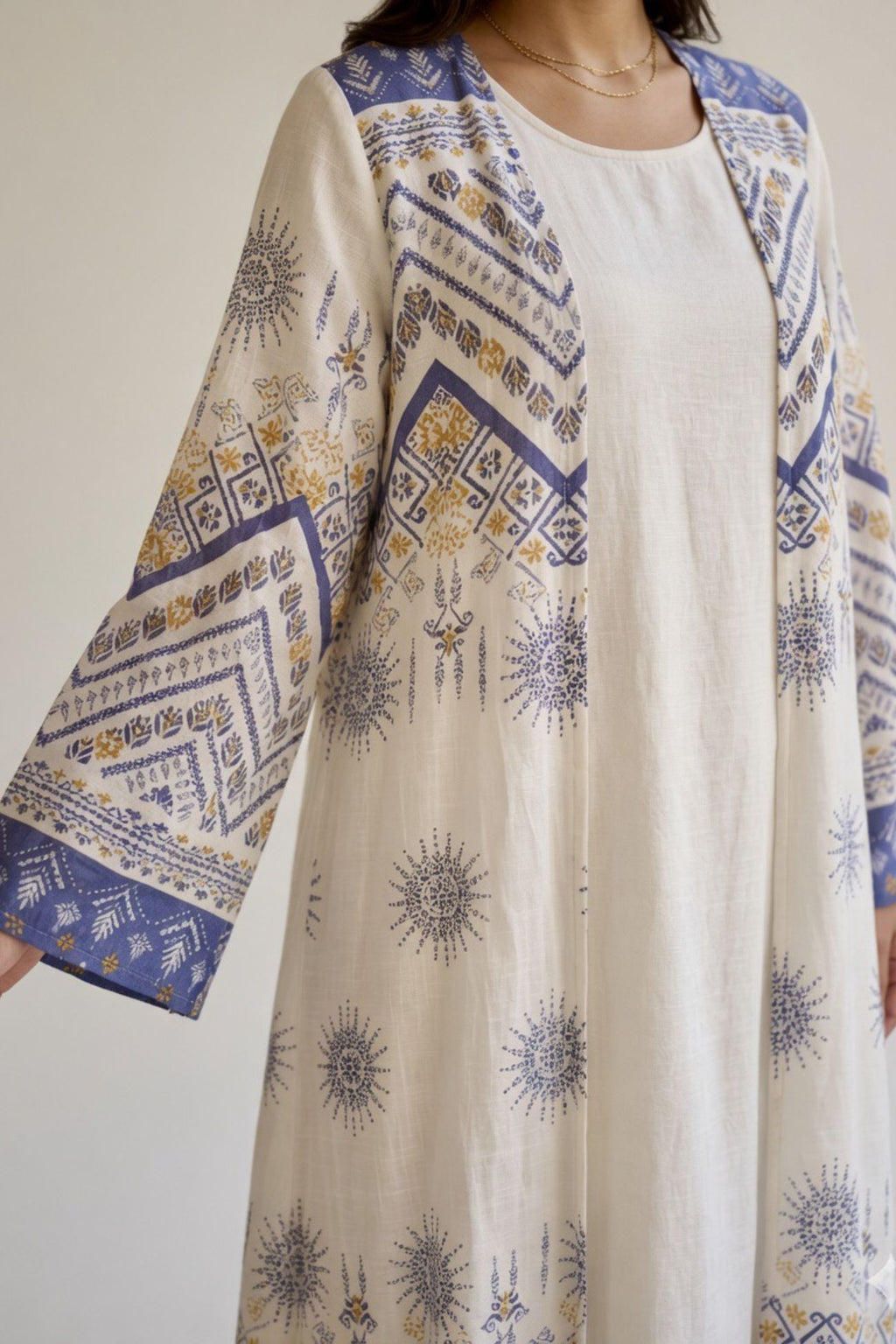 ABAYA ZIG-ZAG PRINT