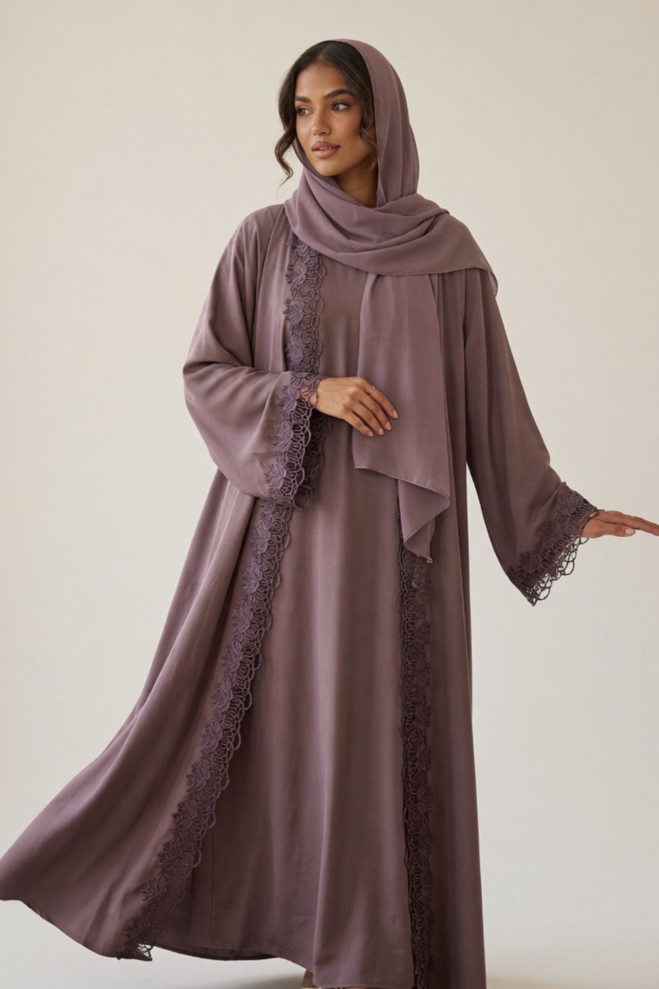 ABAYA LACE